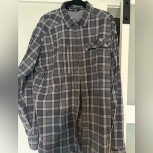 Under Armour fishing shirt size xxl